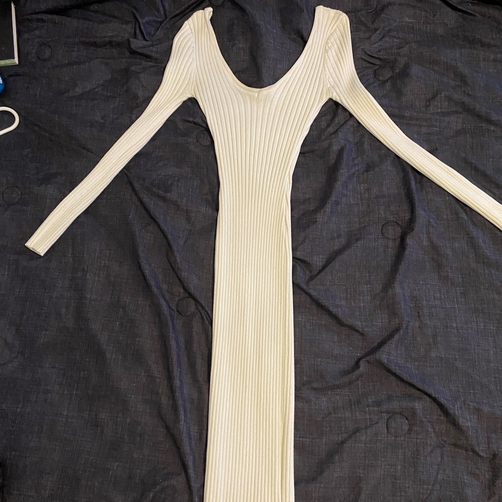 White bodycon long sleeve midi dress